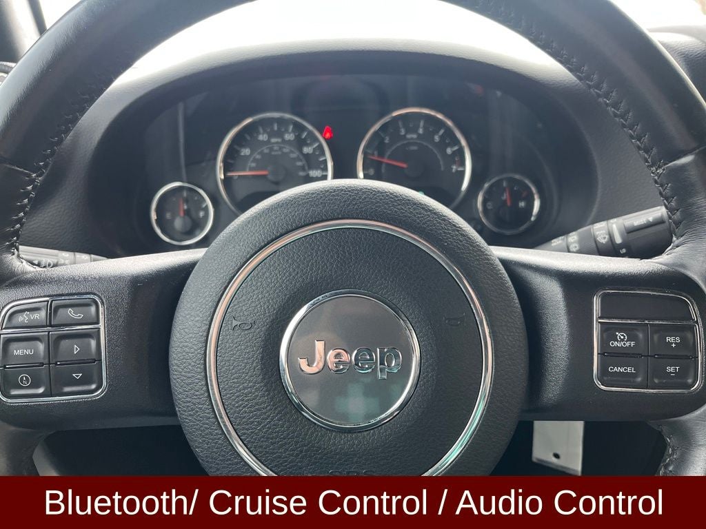 2017 Jeep Wrangler Unlimited Rubicon w/VERY LOW MILES