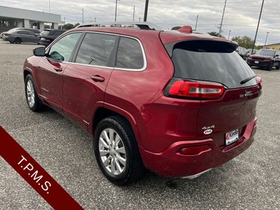 2017 Jeep Cherokee Overland w/VERY LOW MILES