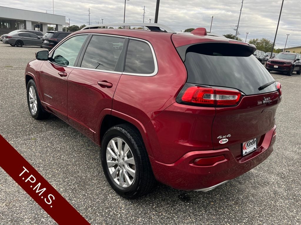 2017 Jeep Cherokee Overland w/VERY LOW MILES