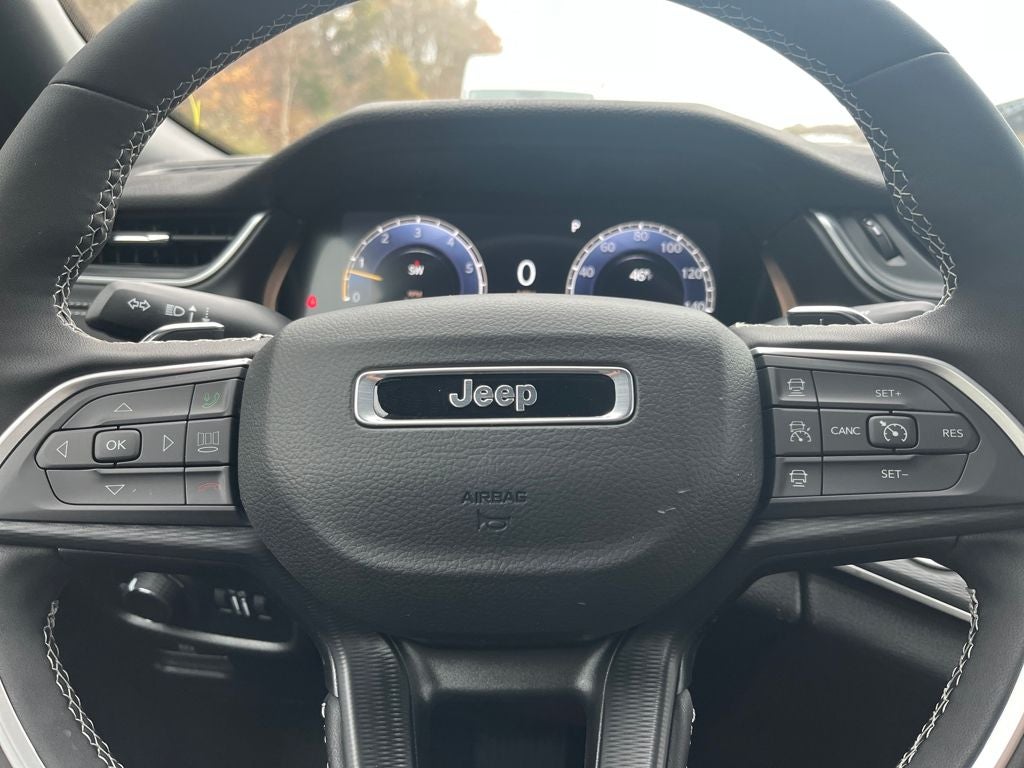 2025 Jeep Grand Cherokee Laredo X