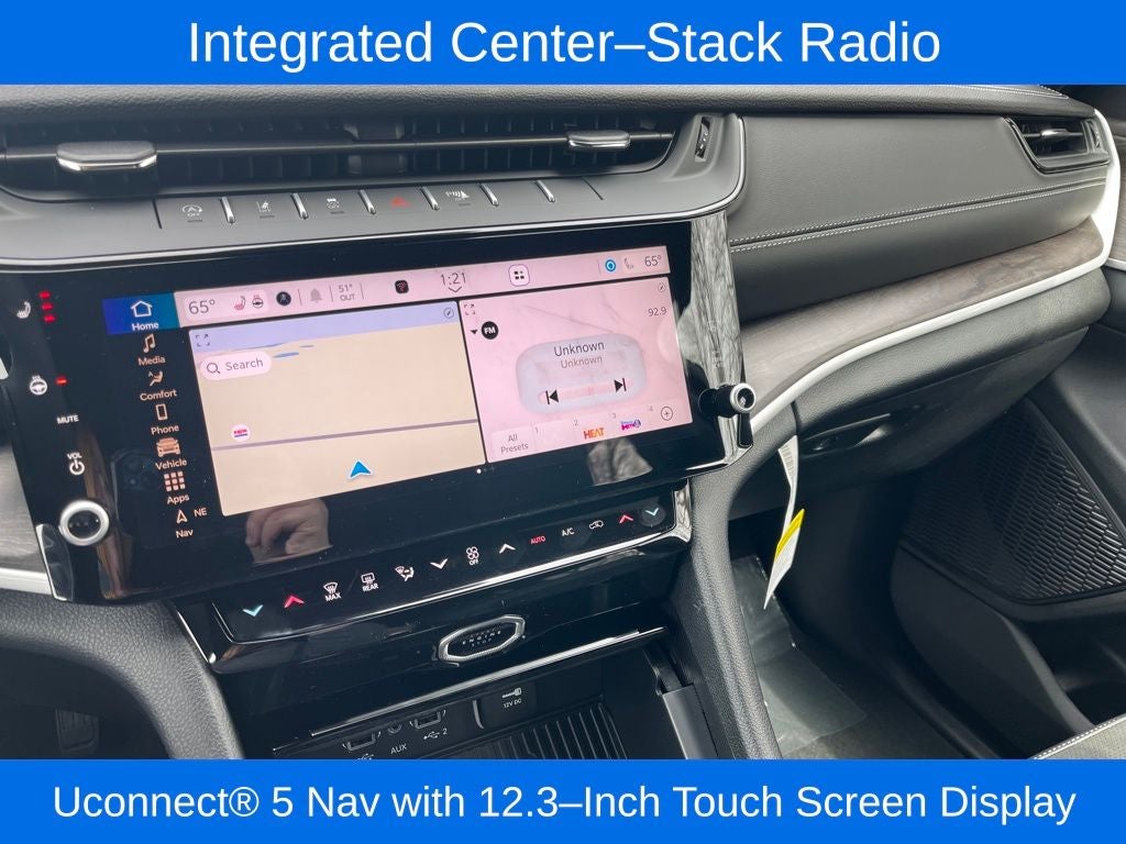 2026 Jeep Grand Cherokee Laredo