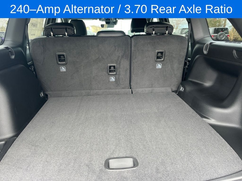 2026 Jeep Grand Cherokee Laredo