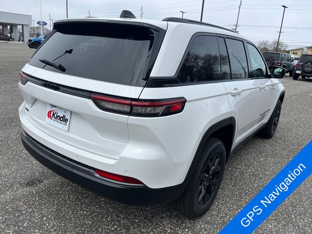 2026 Jeep Grand Cherokee Laredo