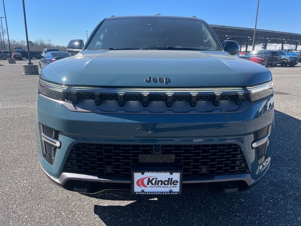 2026 Jeep Grand Wagoneer Summit