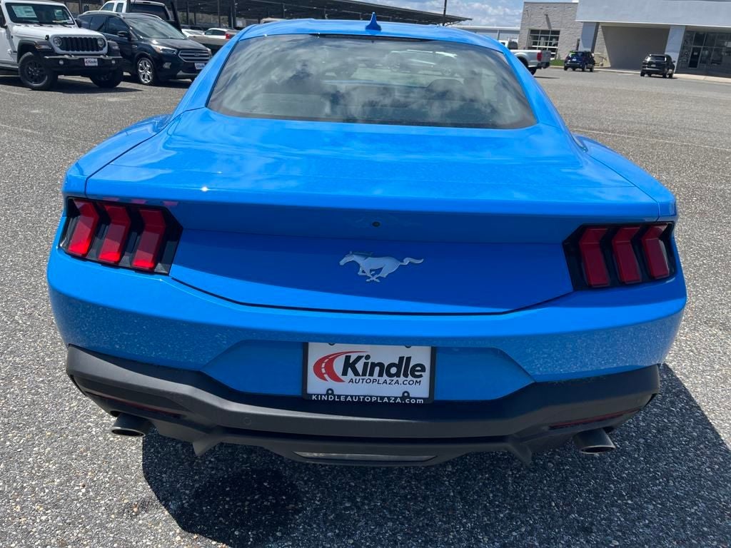 2025 Ford Mustang EcoBoost