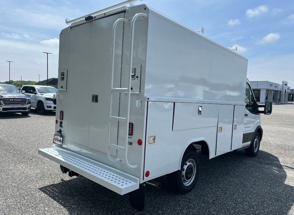 2025 Ford Transit-350 Base