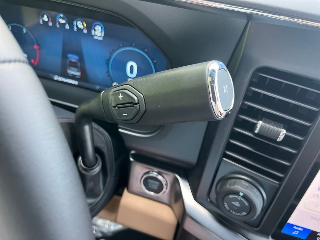 2025 Ford F-350SD Lariat