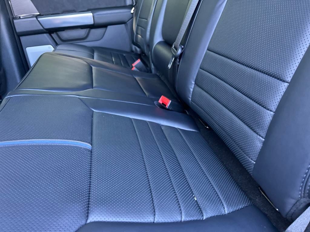 2025 Ford F-350SD Platinum