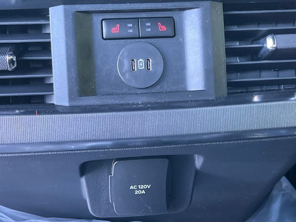 2025 Ford F-350SD Platinum