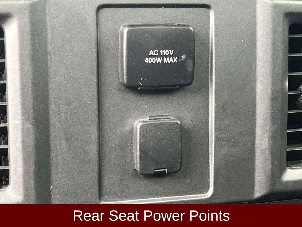 2016 Ford F-150 XLT EXTREMELY LOW MILES!