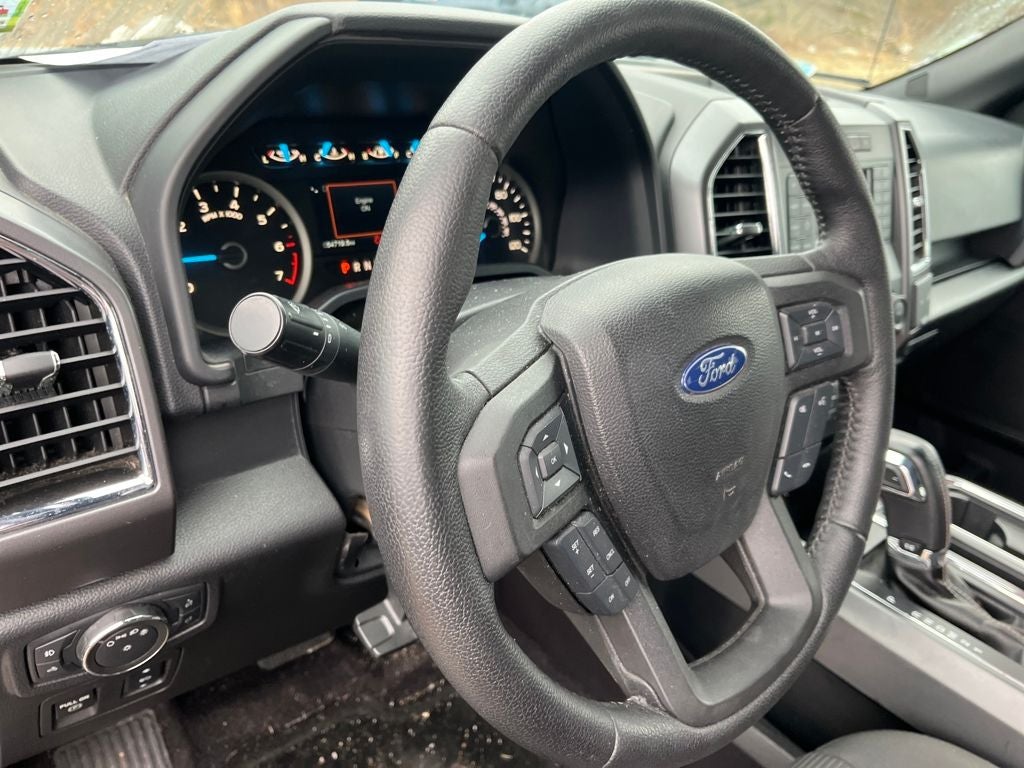 2016 Ford F-150 XLT EXTREMELY LOW MILES!