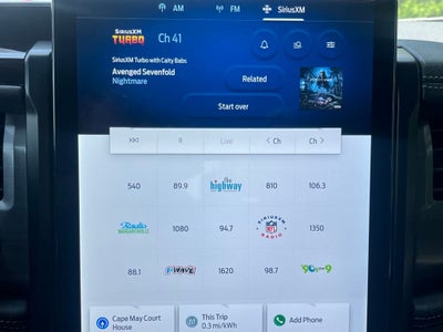 2025 Ford F-150 Lightning Flash