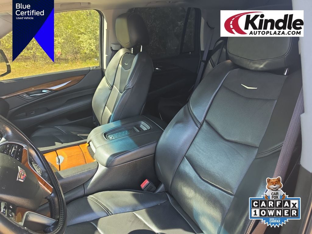 2017 Cadillac Escalade Luxury