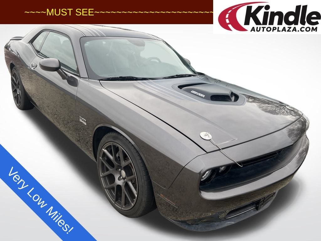 2016 Dodge Challenger R/T Shaker