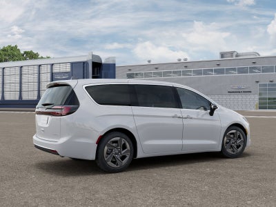 2027 Chrysler Pacifica Limited