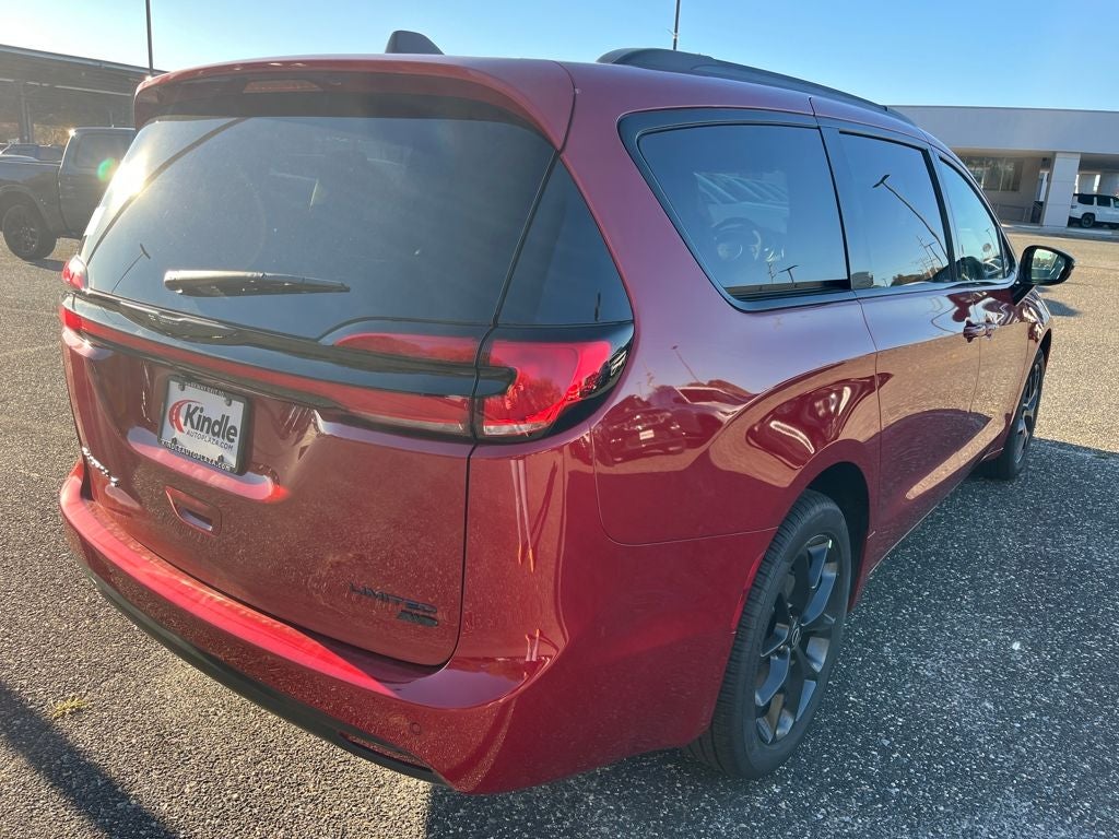 2026 Chrysler Pacifica Limited