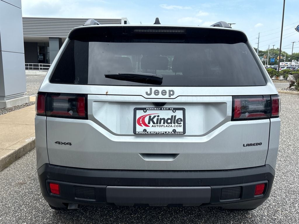 2026 Jeep Cherokee Laredo