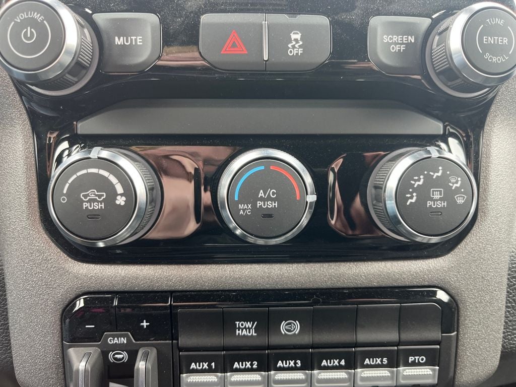 2025 RAM 5500HD Tradesman