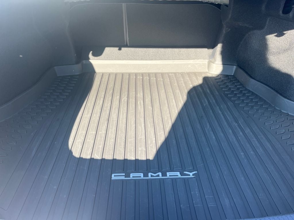 2023 Toyota Camry Hybrid XLE