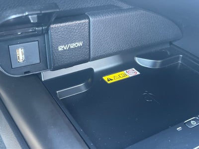 2023 Toyota Camry Hybrid XLE