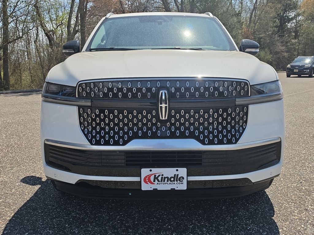 2026 Lincoln Navigator L Reserve