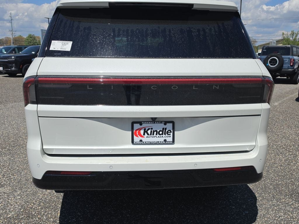 2026 Lincoln Navigator L Reserve