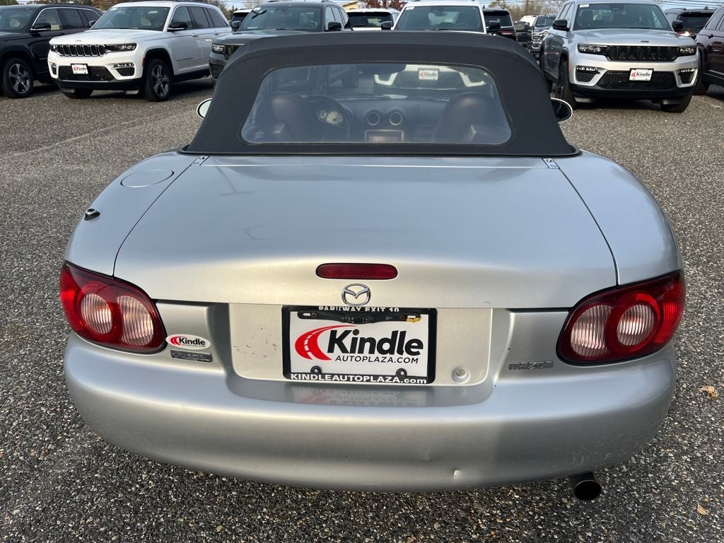 2005 Mazda Mazda Miata LS