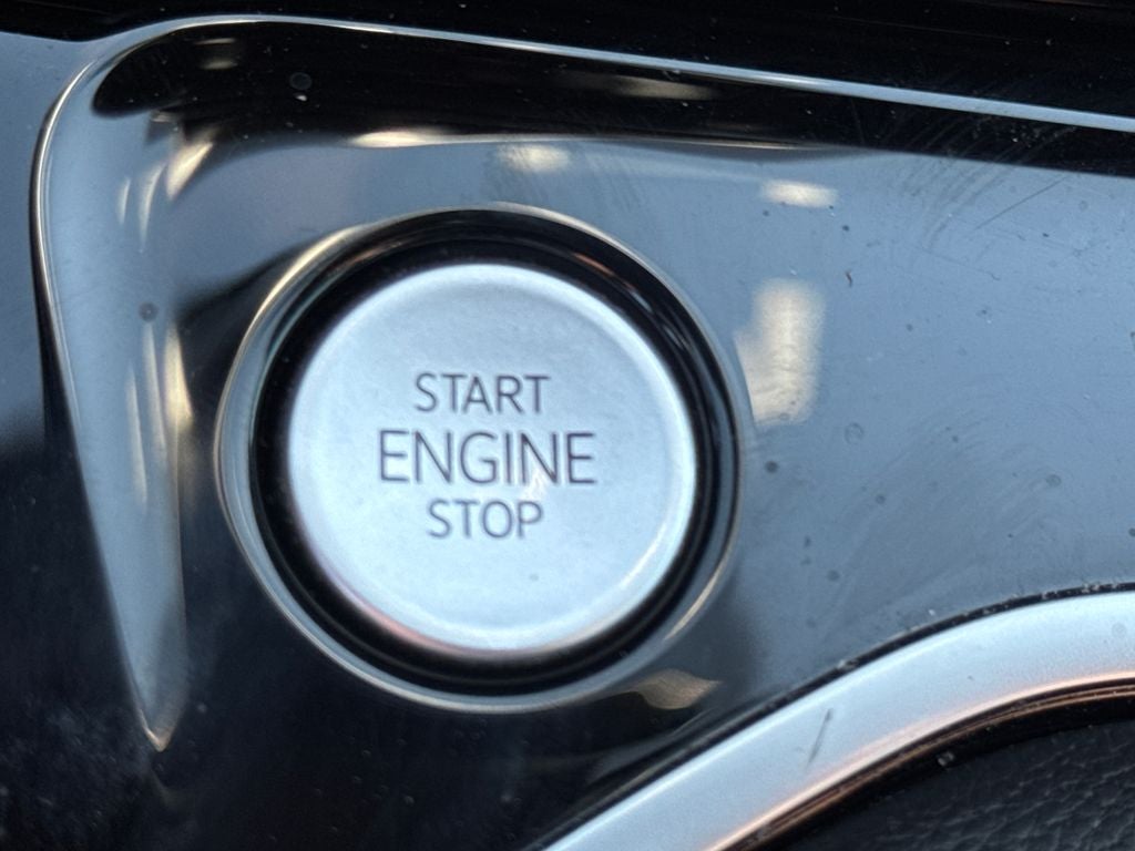 2023 Volkswagen Golf R 2.0T