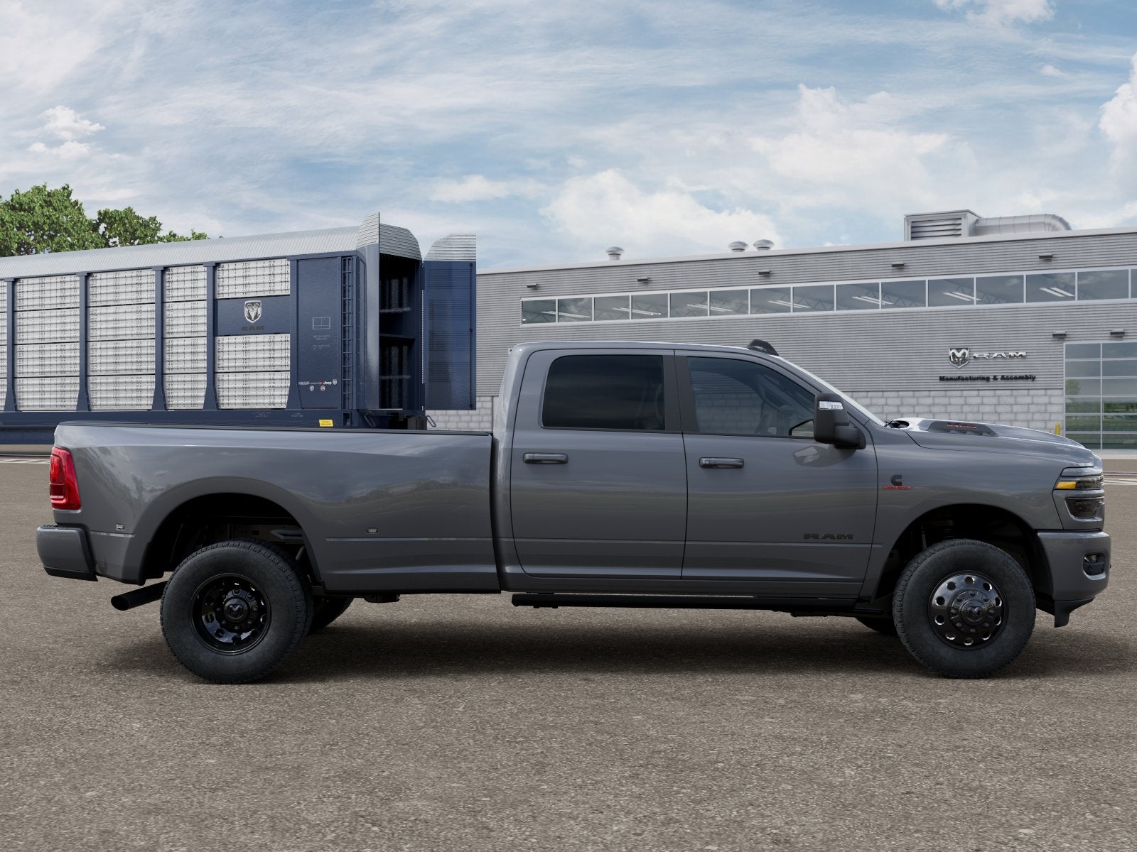 2025 RAM Ram 3500 RAM 3500 LARAMIE CREW CAB 4X4 8' BOX